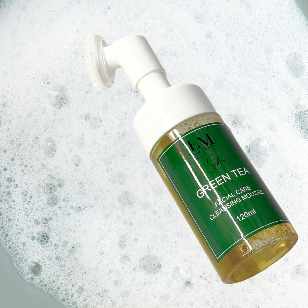 Green Tea Cleansing Mousse With Built In Brush