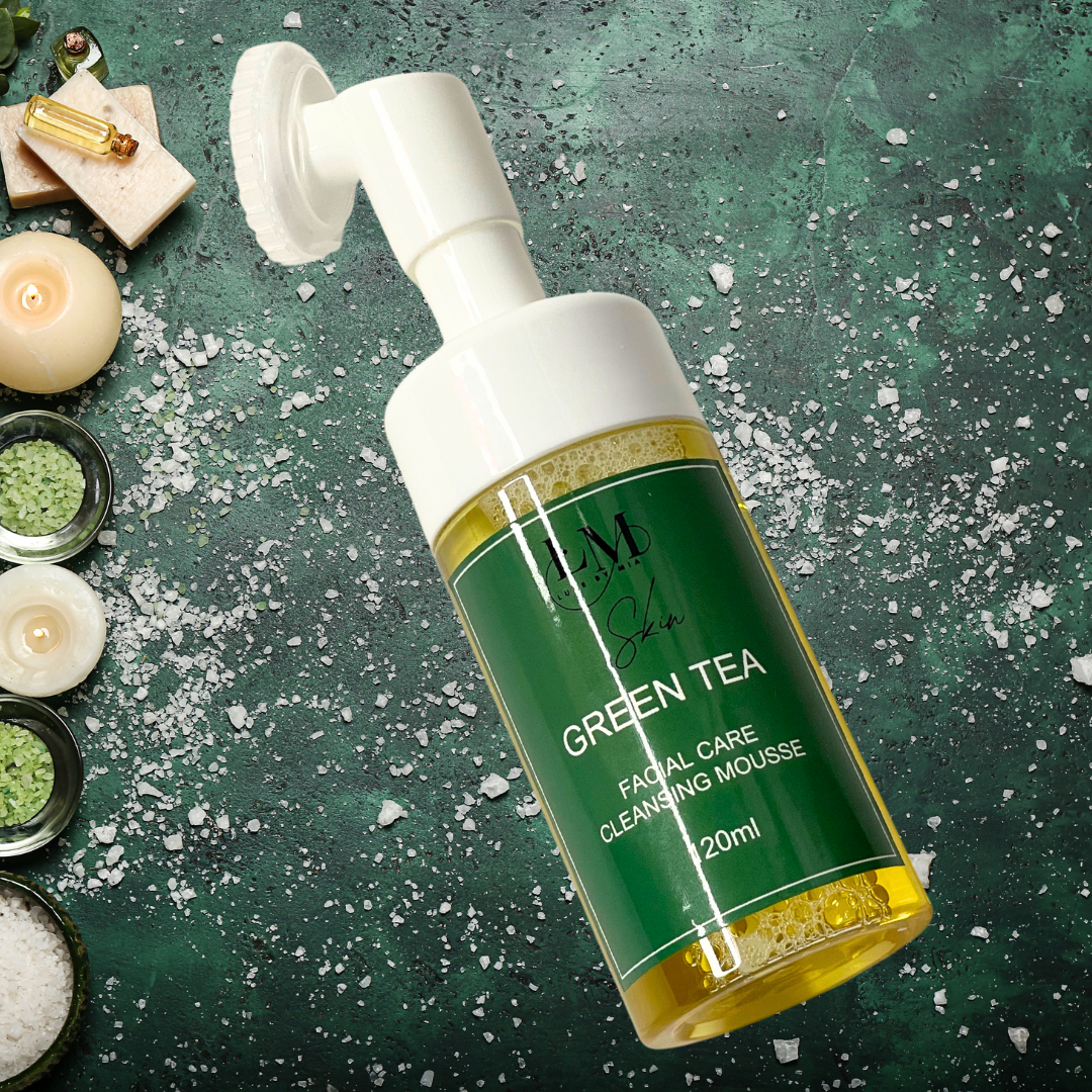 Green Tea Cleansing Mousse With Built In Brush